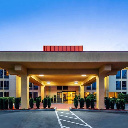 Oakland Airport Arena Hotel Екстер'єр фото