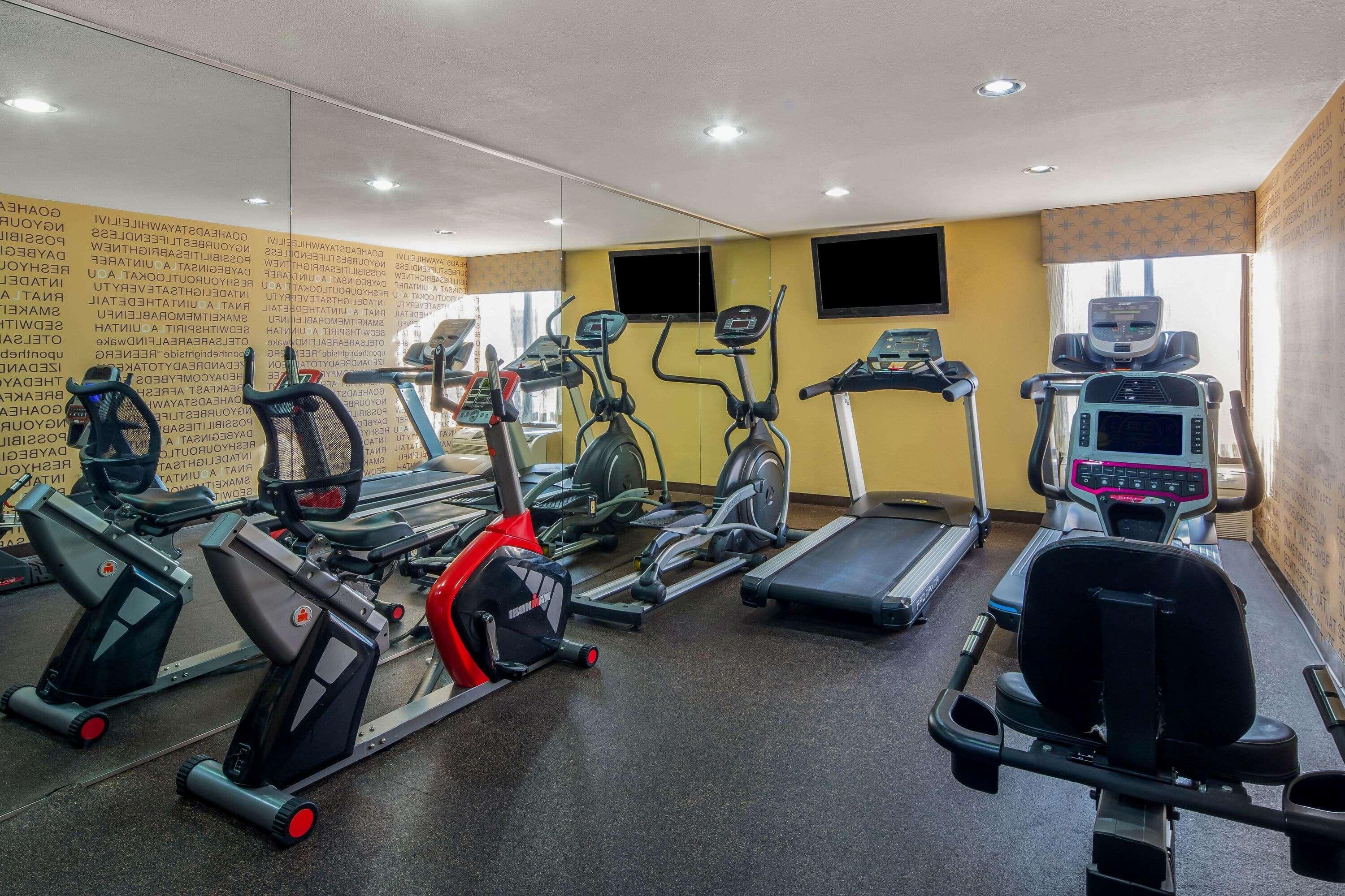Oakland Airport Arena Hotel Екстер'єр фото