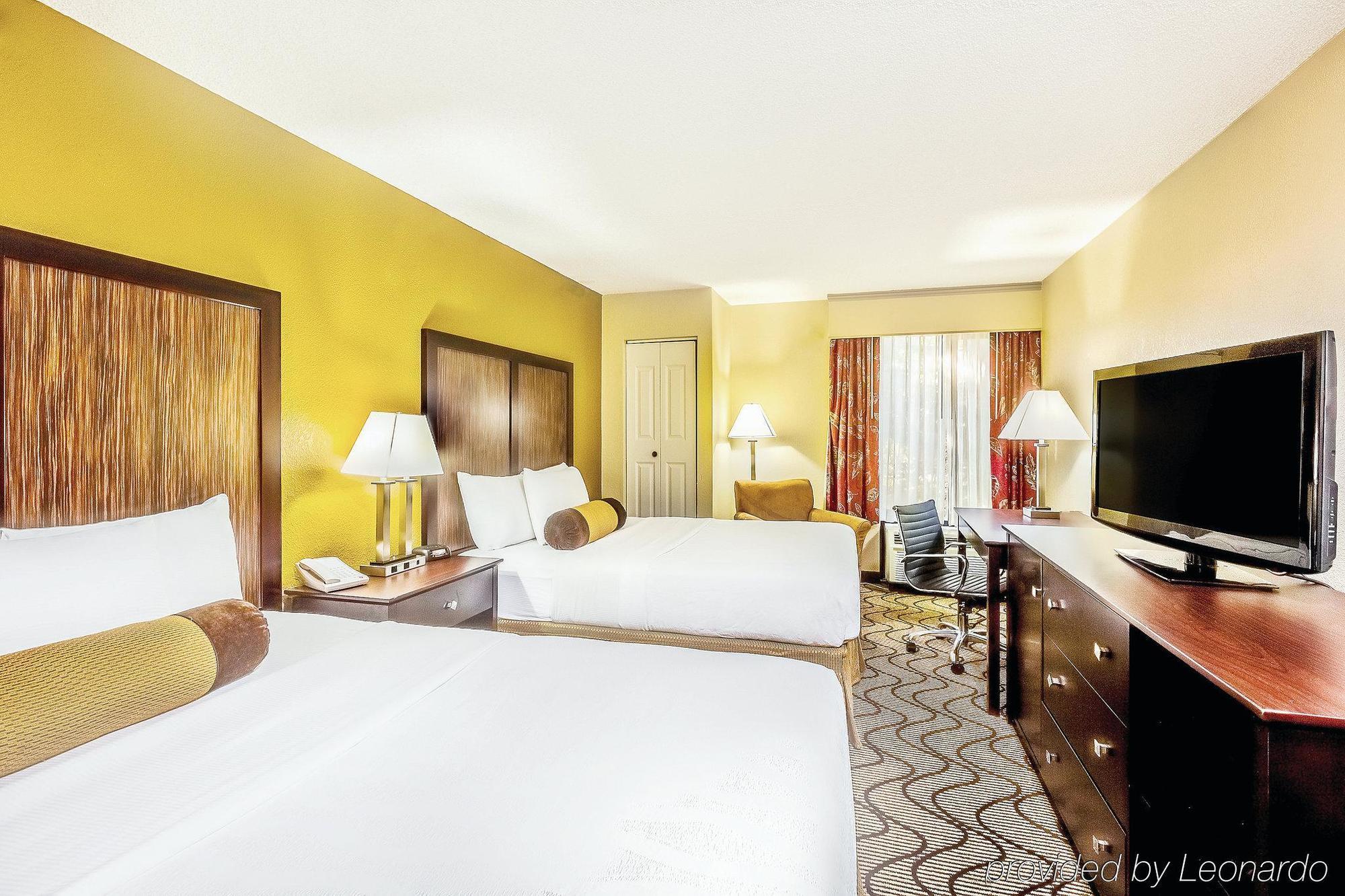 Oakland Airport Arena Hotel Екстер'єр фото