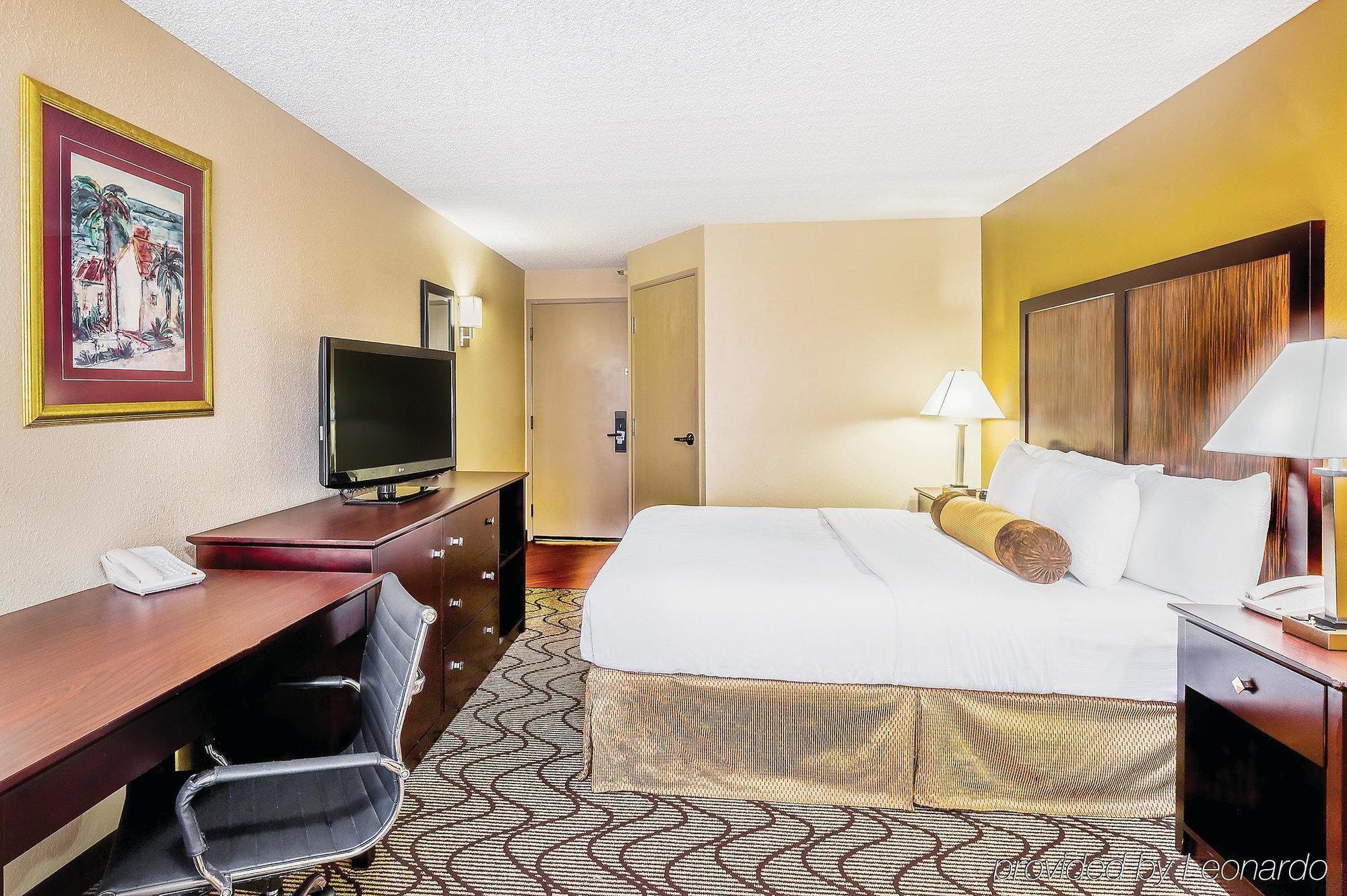 Oakland Airport Arena Hotel Екстер'єр фото