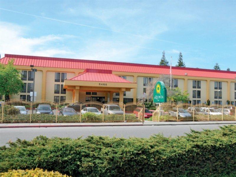 Oakland Airport Arena Hotel Екстер'єр фото