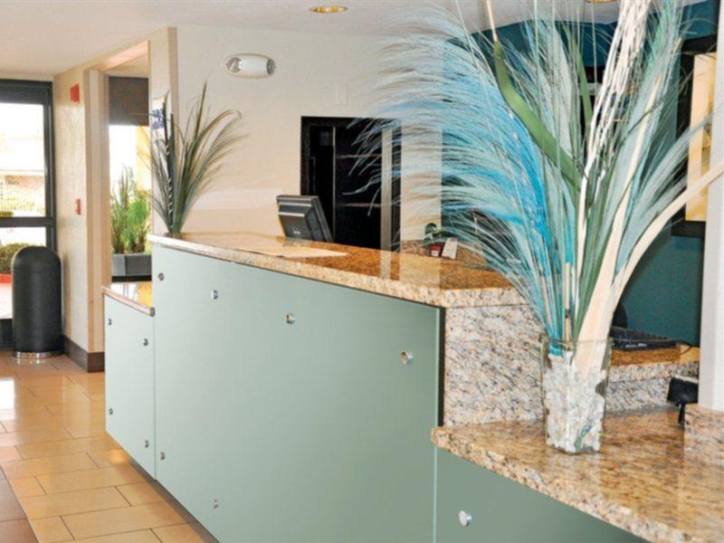 Oakland Airport Arena Hotel Екстер'єр фото